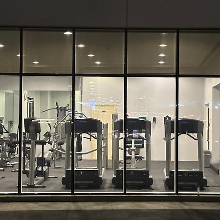 Stunning 5* 4Br-Oceanfront-Apartment Dubaj Kültér fotó