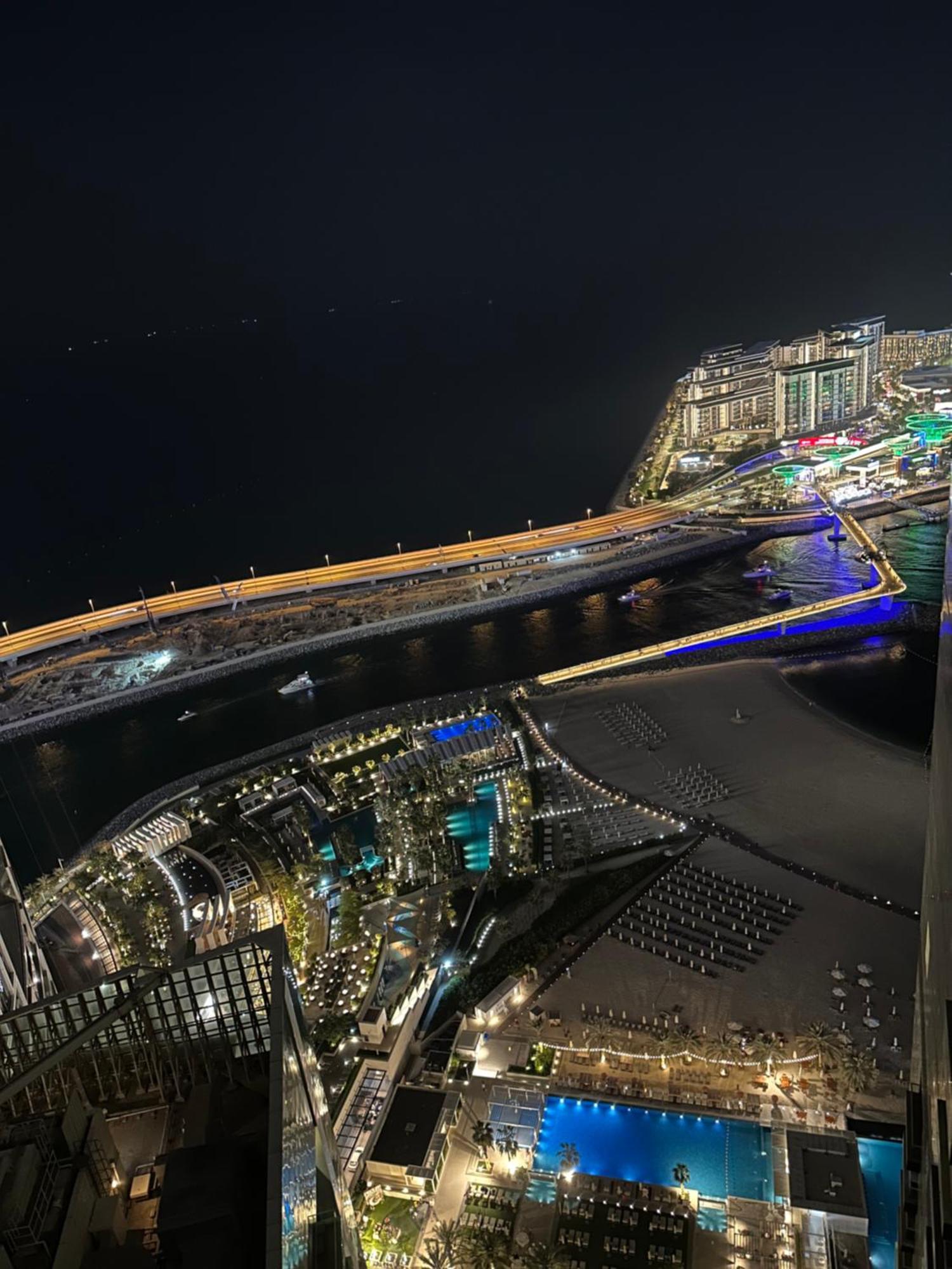 Stunning 5* 4Br-Oceanfront-Apartment Dubaj Kültér fotó